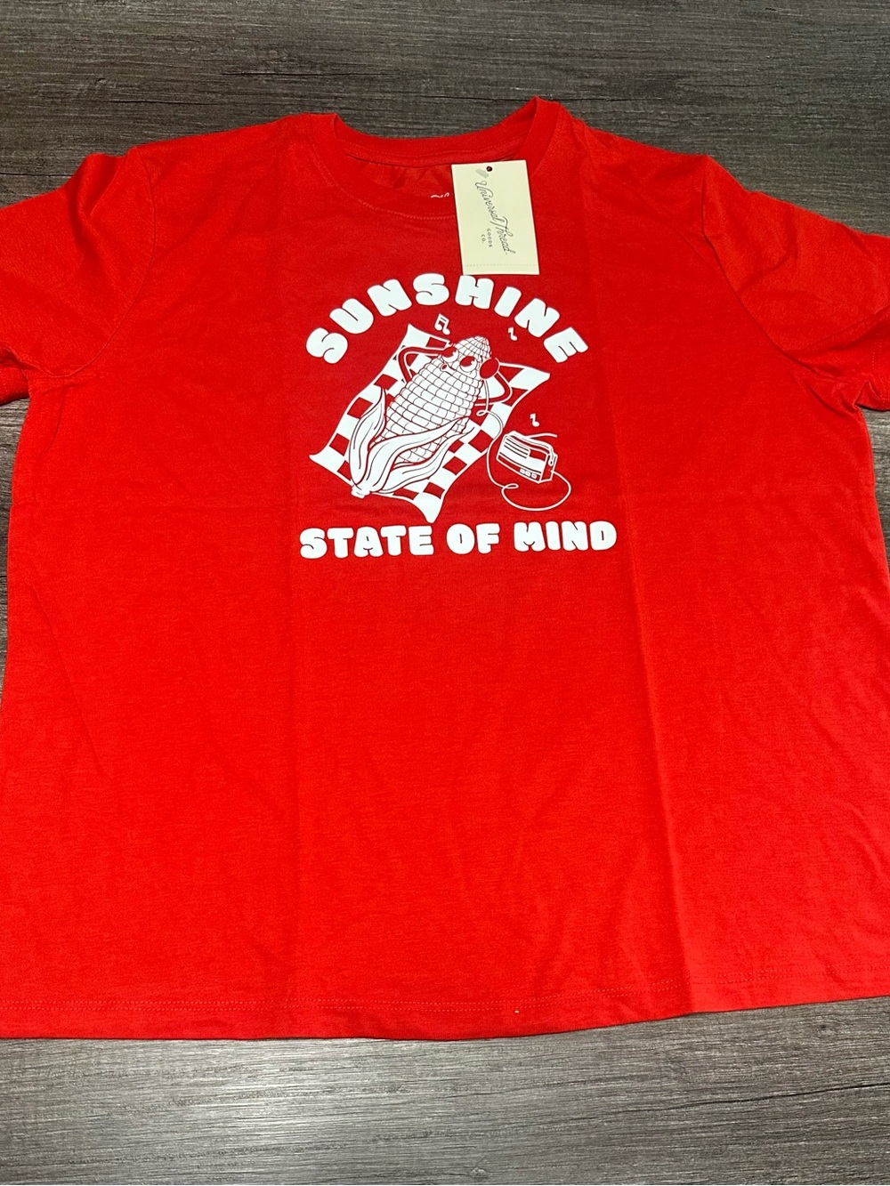 Universal Thread Red 'Sunshine State of Mind' Graphic Tee